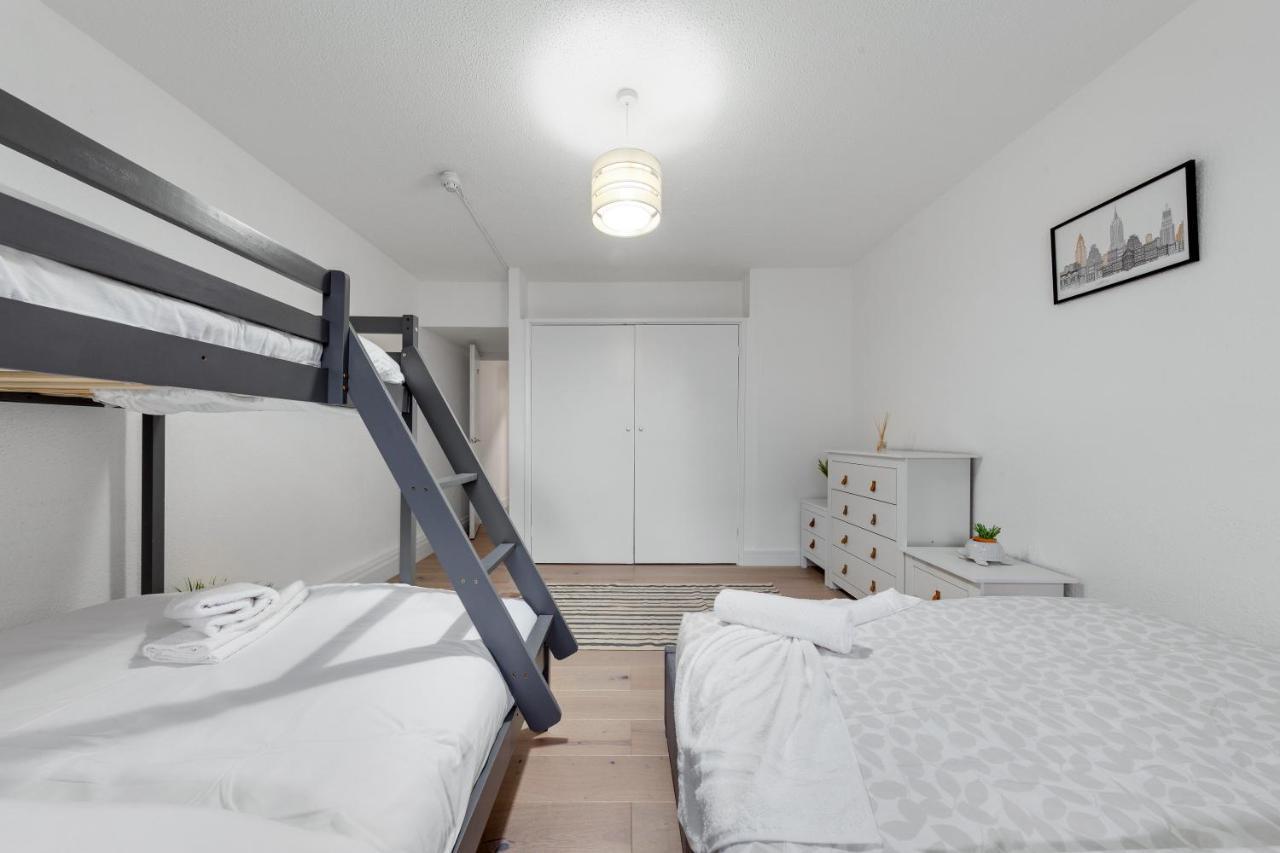 Apartamento Sleep14 In Victoria London 43Vpr Exterior foto